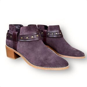 Clarks Women's Burgundy Suede Ankle Boots Size 7.5 Studded Strap